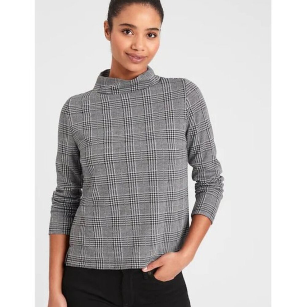 Banana Republic Women's Plaid Mock-Neck Top M
